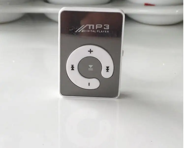 Портативный мини MP3 плеер мини LCD экран MP3 плеер Музыкальный плеер Поддержка объемом до 32 Гб TF карты