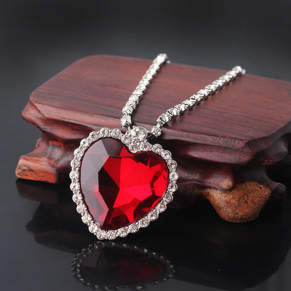 the Ocean Necklace Sea Heart 