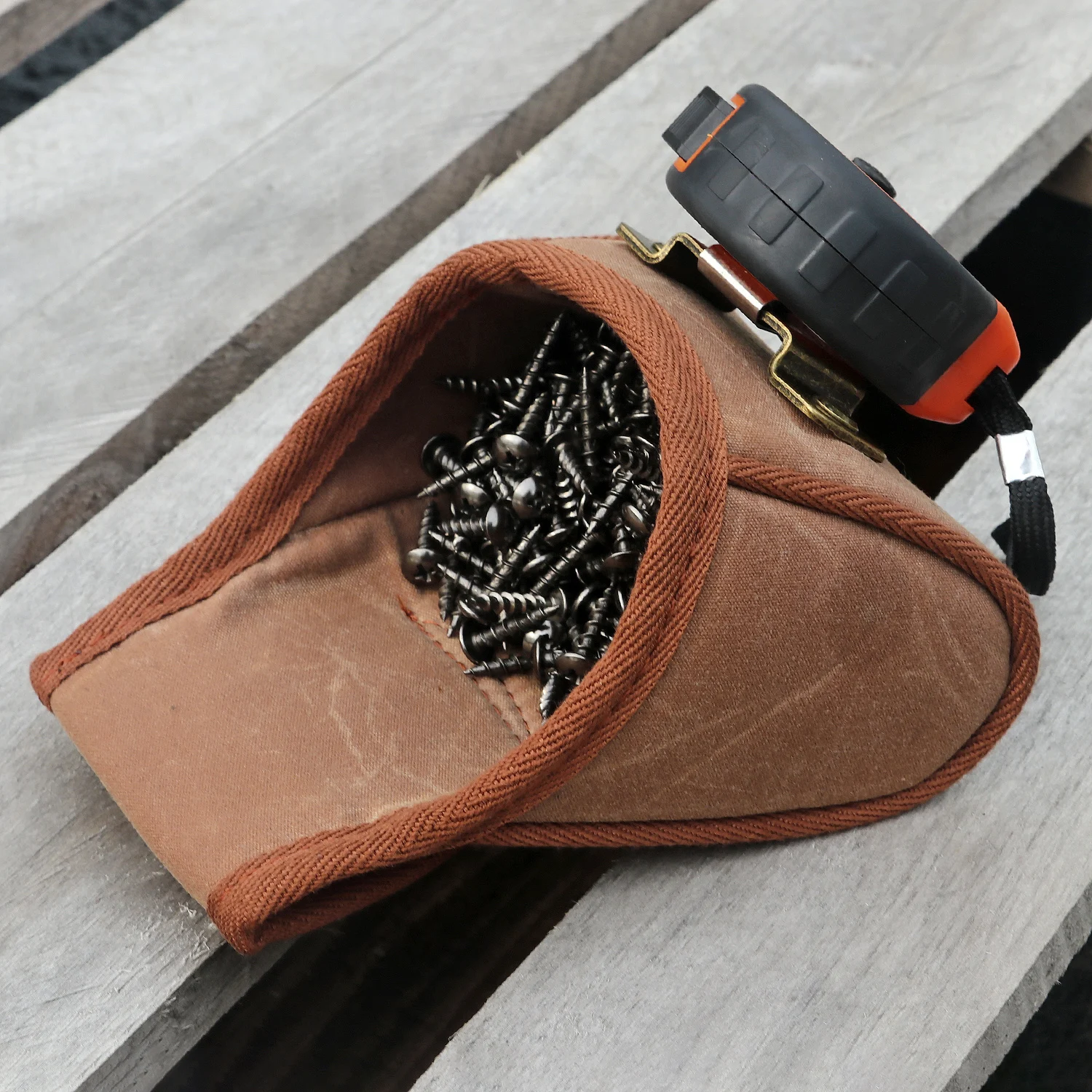 Porte-mètre Ruban En Cuir Tourbon - Clip Ceinture, Profil Bas - Pour Outils De Bricolage