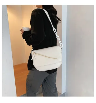 

Women Crossbody Bag PU Leather Chain Shoulder Handbag Fashion Designer Messenger Bags Female Sling Bag Small Lady Travel Purse