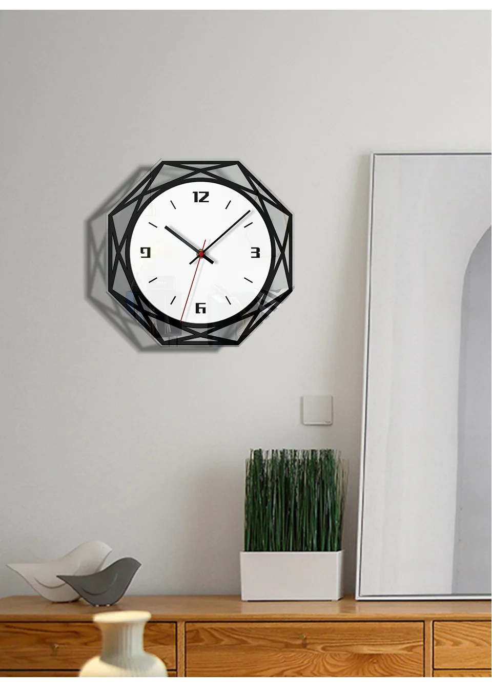 New Products Hot Selling Home Decoration Acrylic Wall Clock Creative Black And White Transparent Clock Living Room Library Clock