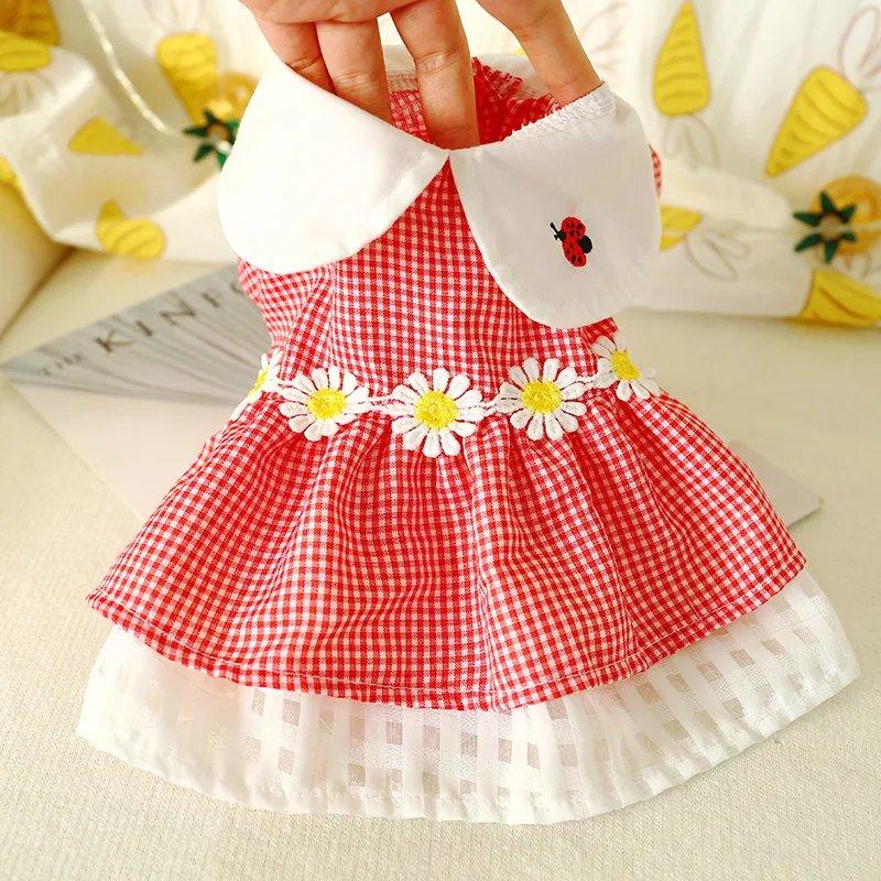 Платье для собак Красное платье в клетку с цветочным рисунком Сезон весна-лето