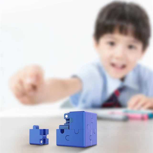 3D Aluminum Alloy Puzzle Magic Cube Fidget Toys Portable Magnetic Metal 3D Jigsaw Infinite magic Cube for Kids Education Toys 4