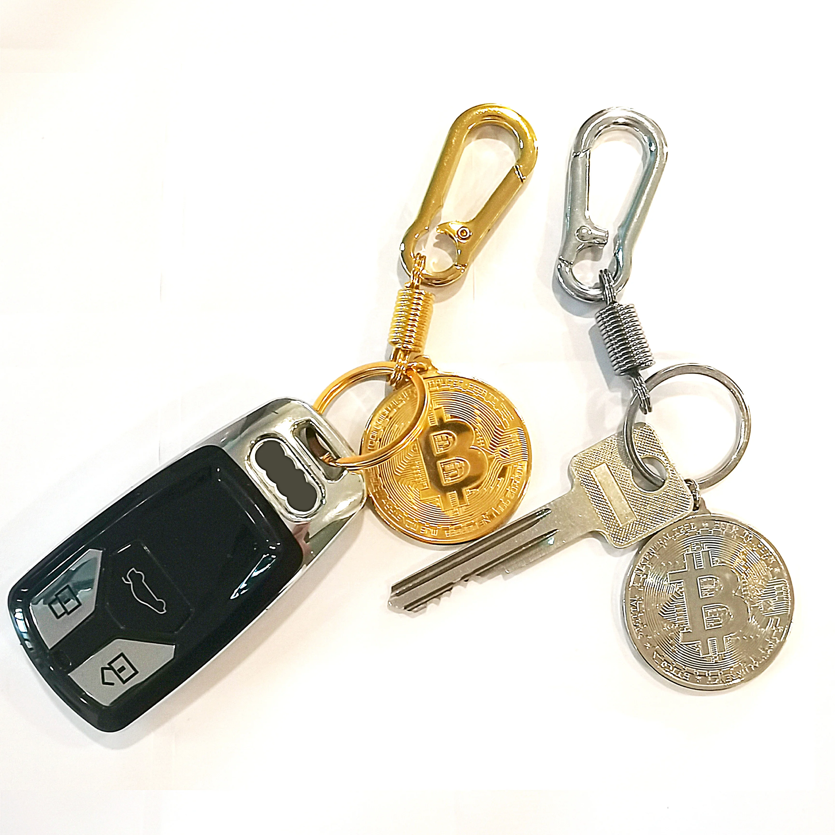 LLavero de moneda de BitCoin dorado de Llavero de Metal para hombre, colgante retráctil con bolsa de primavera, regalo para pareja de coches