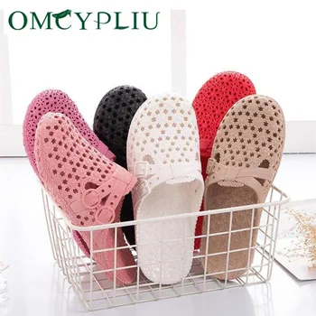 

Shoes Woman Sandals Women Slippers Non-slip Beach Shoes Fashion New 2020 Summer Plus size Flats Ladies Hollow Bathroom Shoe