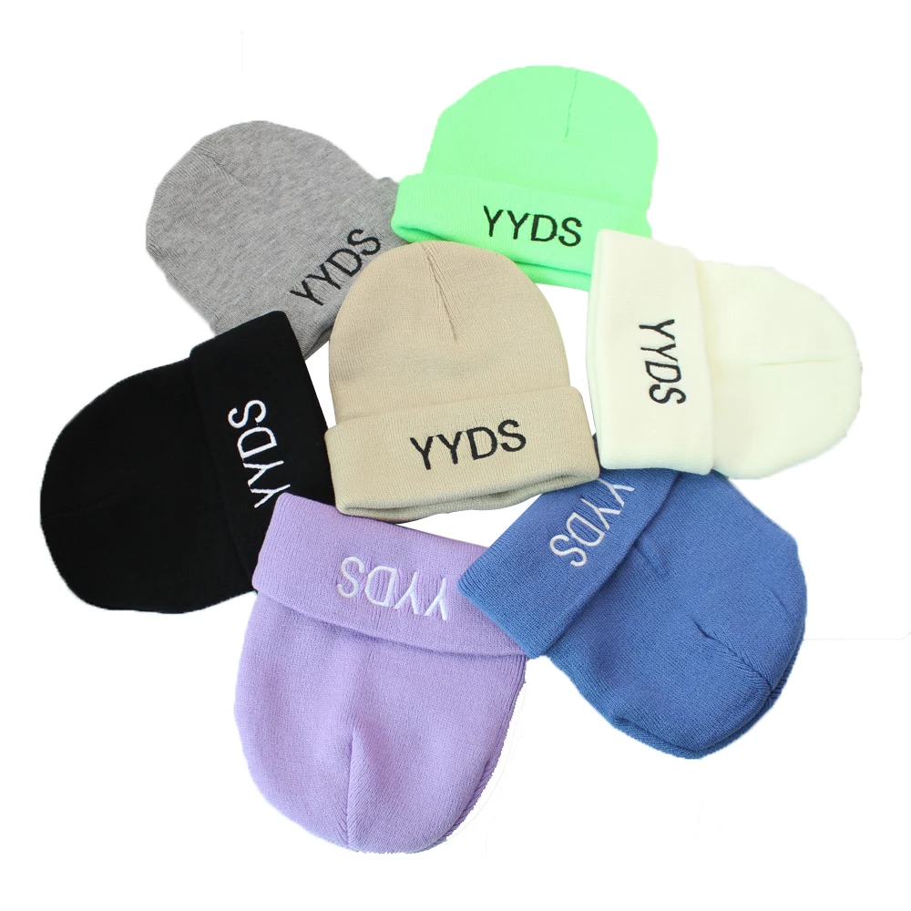 

2021 New Winter Knitted Skullies Beanies Winter Letter Hat Unisex Solid Cap Soft Hip Hop Hat For Men Women Casual Beanies Bonnet