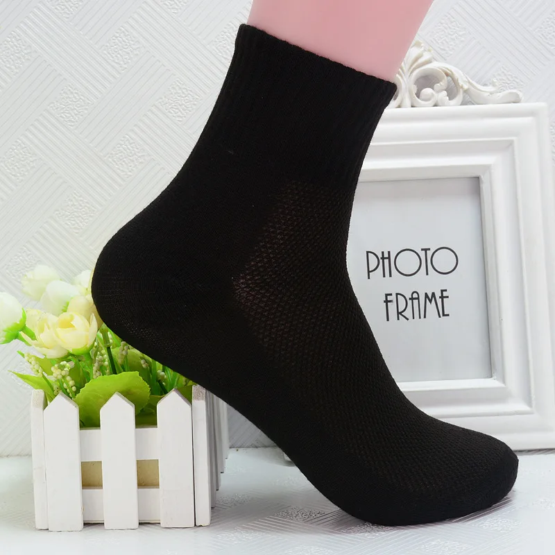 

Men's Socks Gray Long Solid Color Mesh Socks Wholesale Cotton Men's Sports Socks Q7Z2