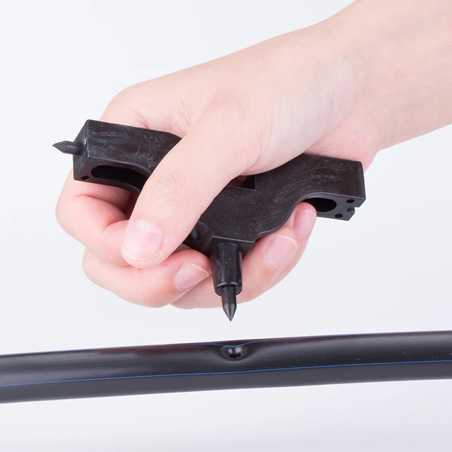 1 Db Tömlő Lyukasztó Nyílások Lyuk Fekete Műanyag Szerszámok Kiváló Minőségű Kerti Irigati 4/7 Mm-Es És 3/5 Csőhöz
