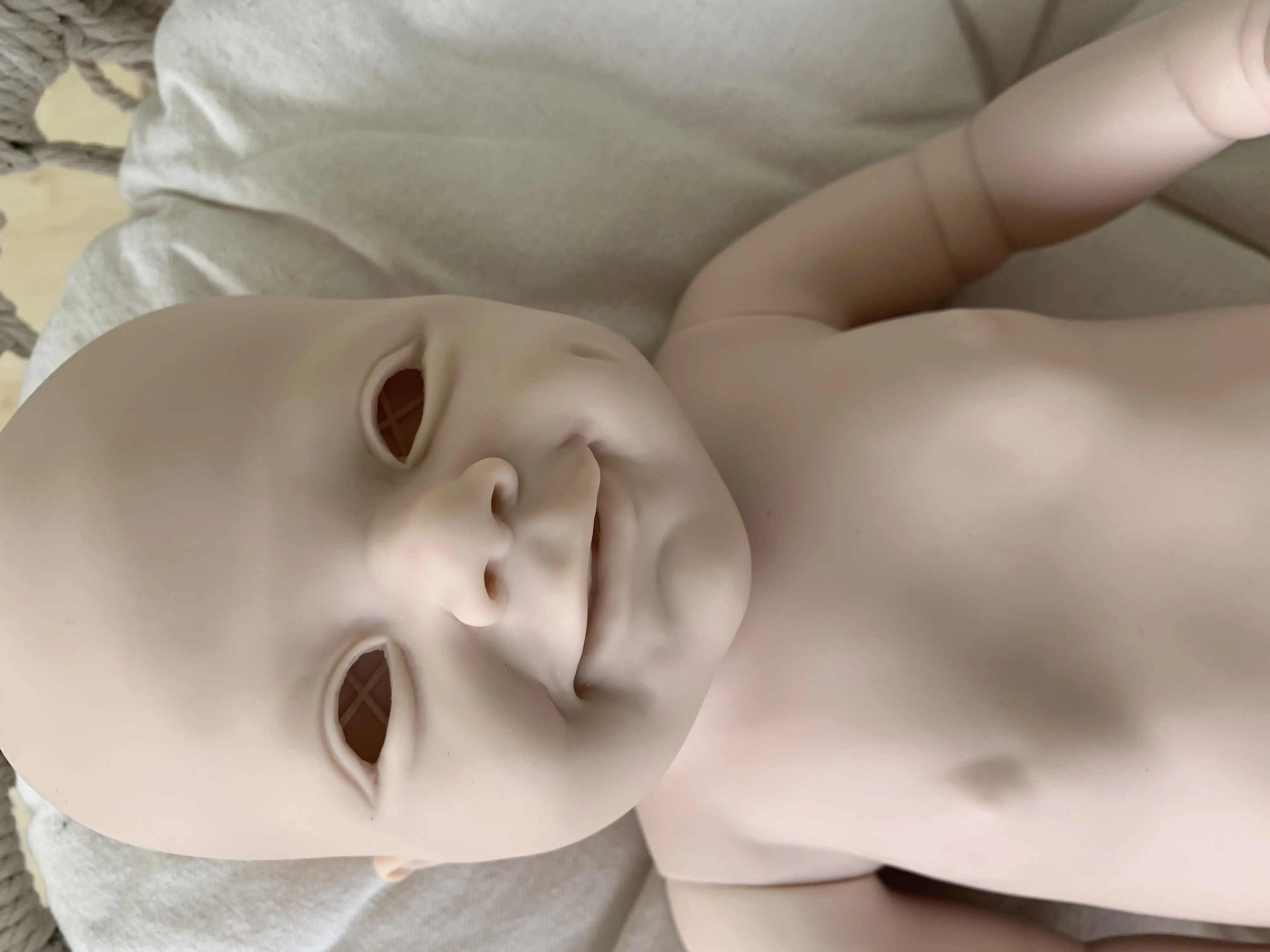 Details about   20'' Unpainted Reborn Kits Vinyl Head&Limbs&Cloth Body DIY Sleeping Baby Dolls 