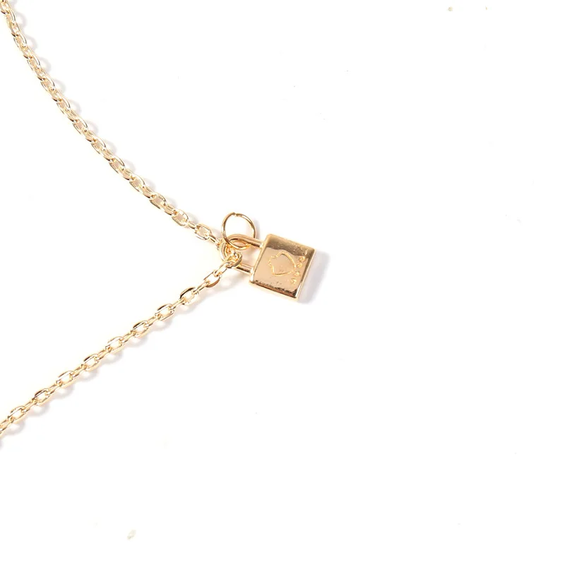 12324015385_1473770398