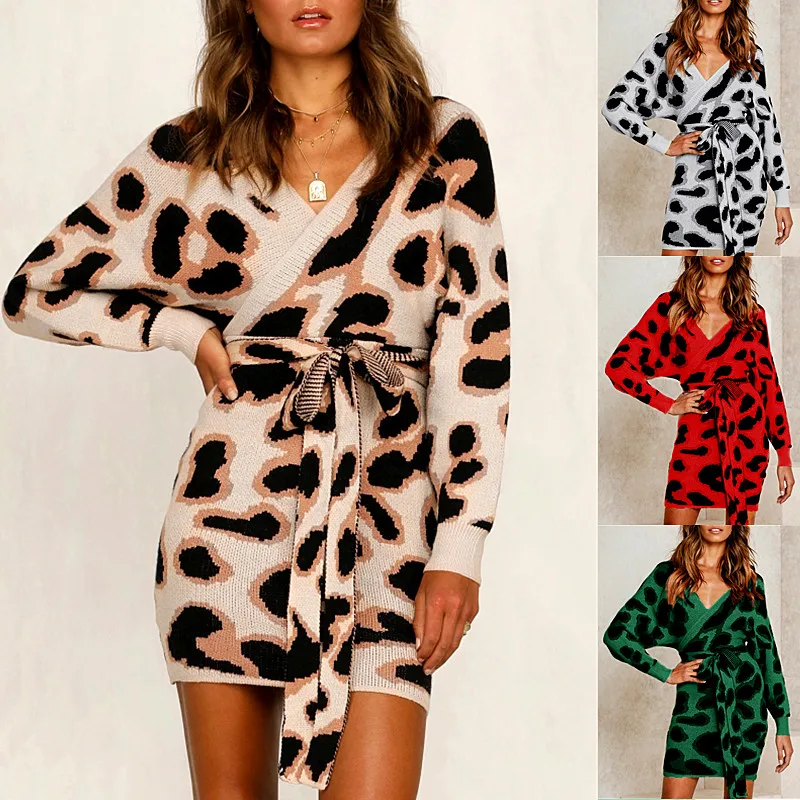 Женское трикотажное платье свитер с поясом туника длинными рукавами осеннее v