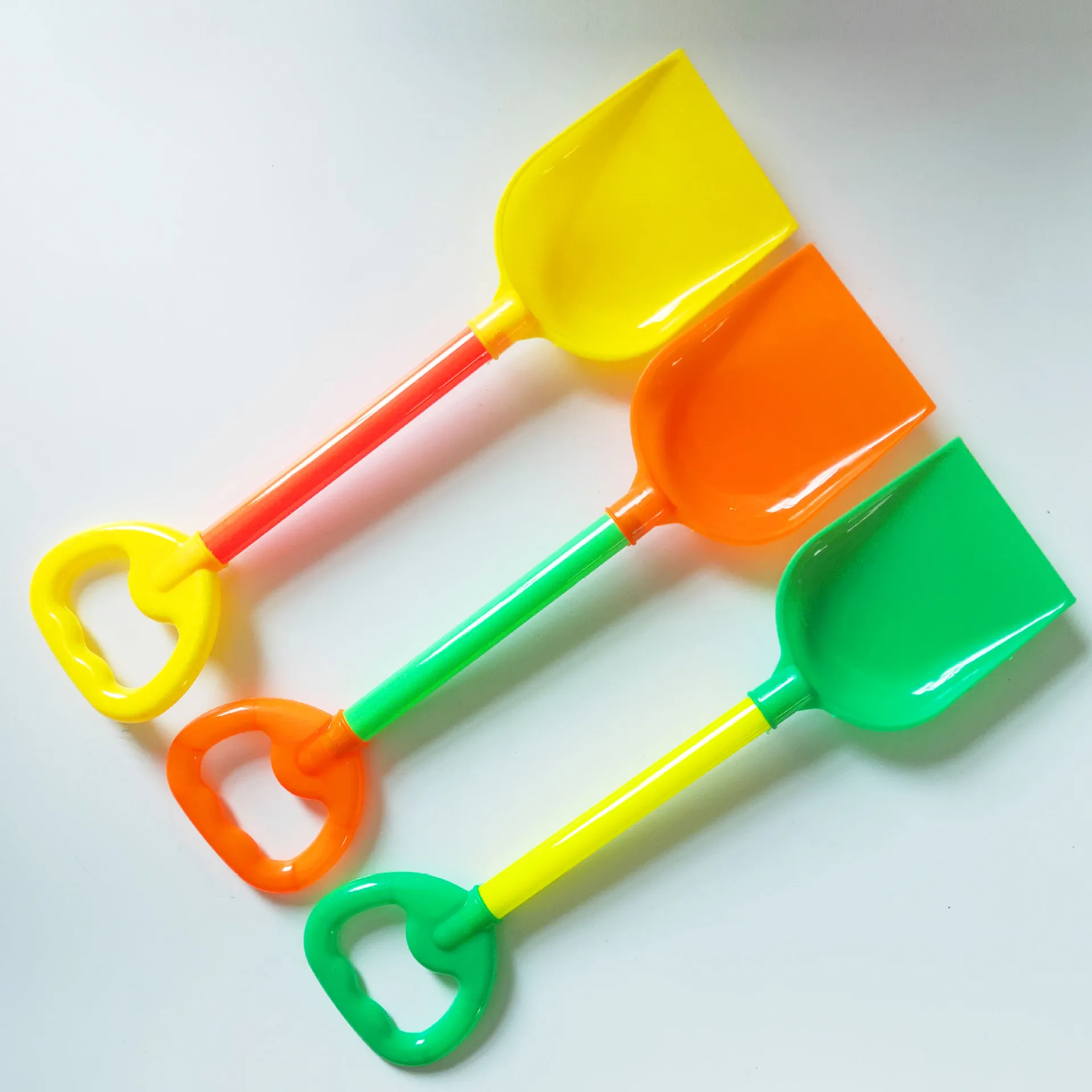 Стиль летние пляжные игрушки Детская лопатка пластиковая игра с водой Песочная игрушка парк стойла игрушка