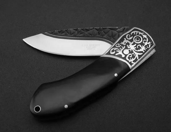 HellyTec Hot Tactical Folding knives Ebony handle Outdoor Camping Survival Hunting Knife portable Pocket Compact Knives EDC Tool