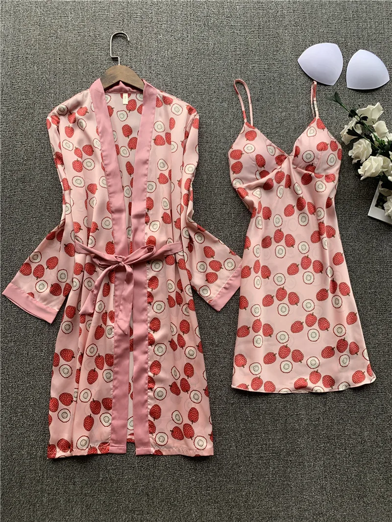 13168696562_2043651032