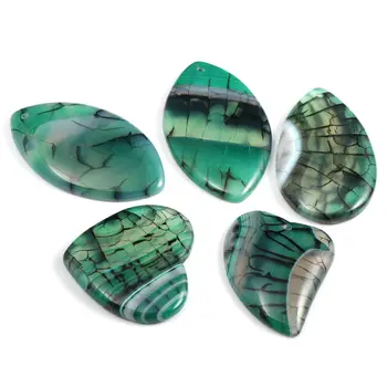 

5pcs / Lot Green Dragon Pattern Agates Pendant Reiki Healing Natural Stone Meditation Amulet DIY Jewelry Natural Stone Charms