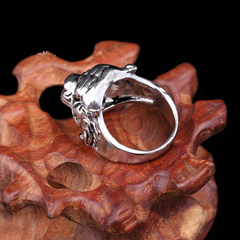 9545843341_1866261410