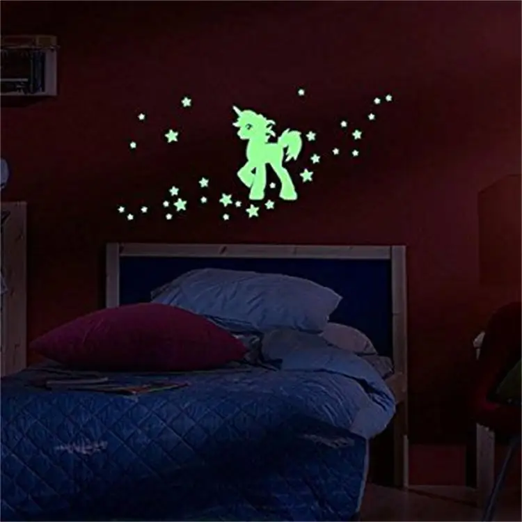 Светящиеся наклейки с мультяшным единорогом милый пони звездный узор креативная резная флуоресцентная Наклейка на стену светящаяся игрушка