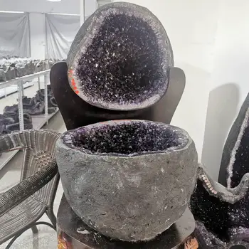 

20-100KGS Large Raw Stones And Minerals Best Quality Natural Crystal Quartz Uruguay Amethyst Crystal Geode For Home Decoration