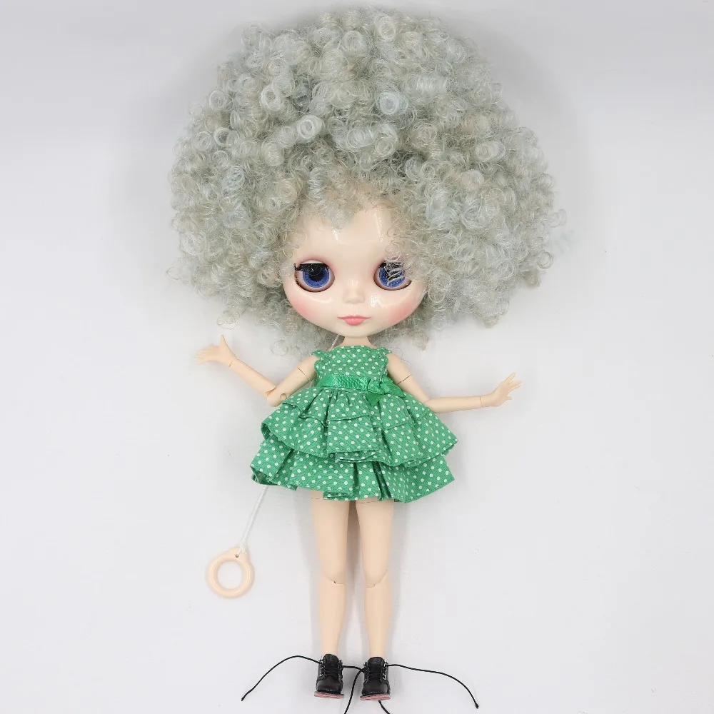 Neo Blythe Doll with Silver Hair, White Skin, Shiny Cute Face & Custom Jointed Body 2