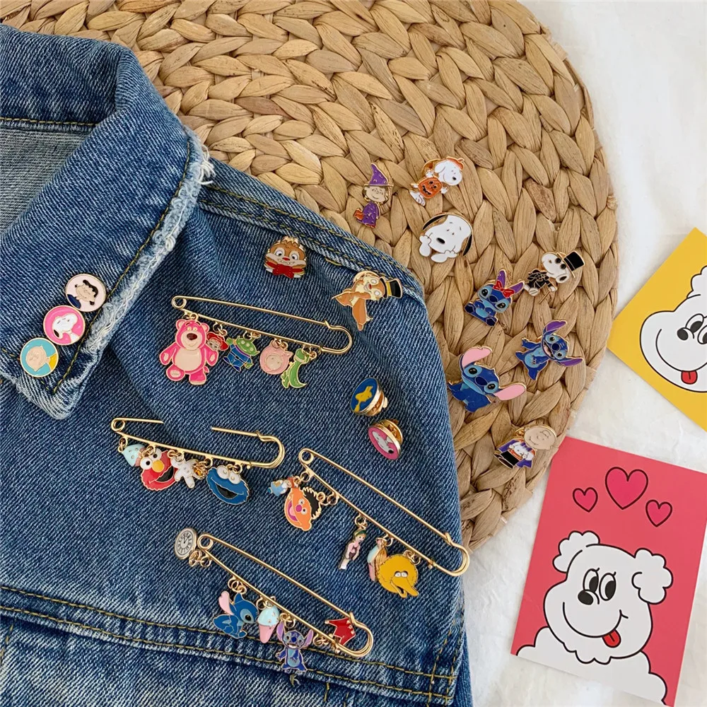 

3/4pcs Cartoon Anime Enamel Pins Funny Toy Story Brooches Lapel pin Badges Pop Culture Pins Jewelry Gift for Friends Women