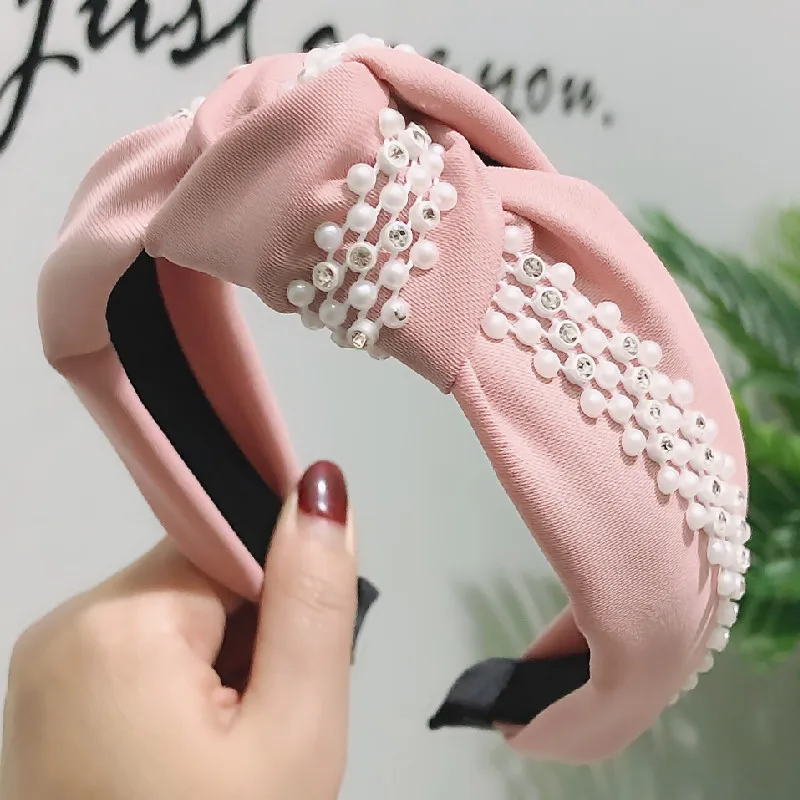 13557536475_1325823027