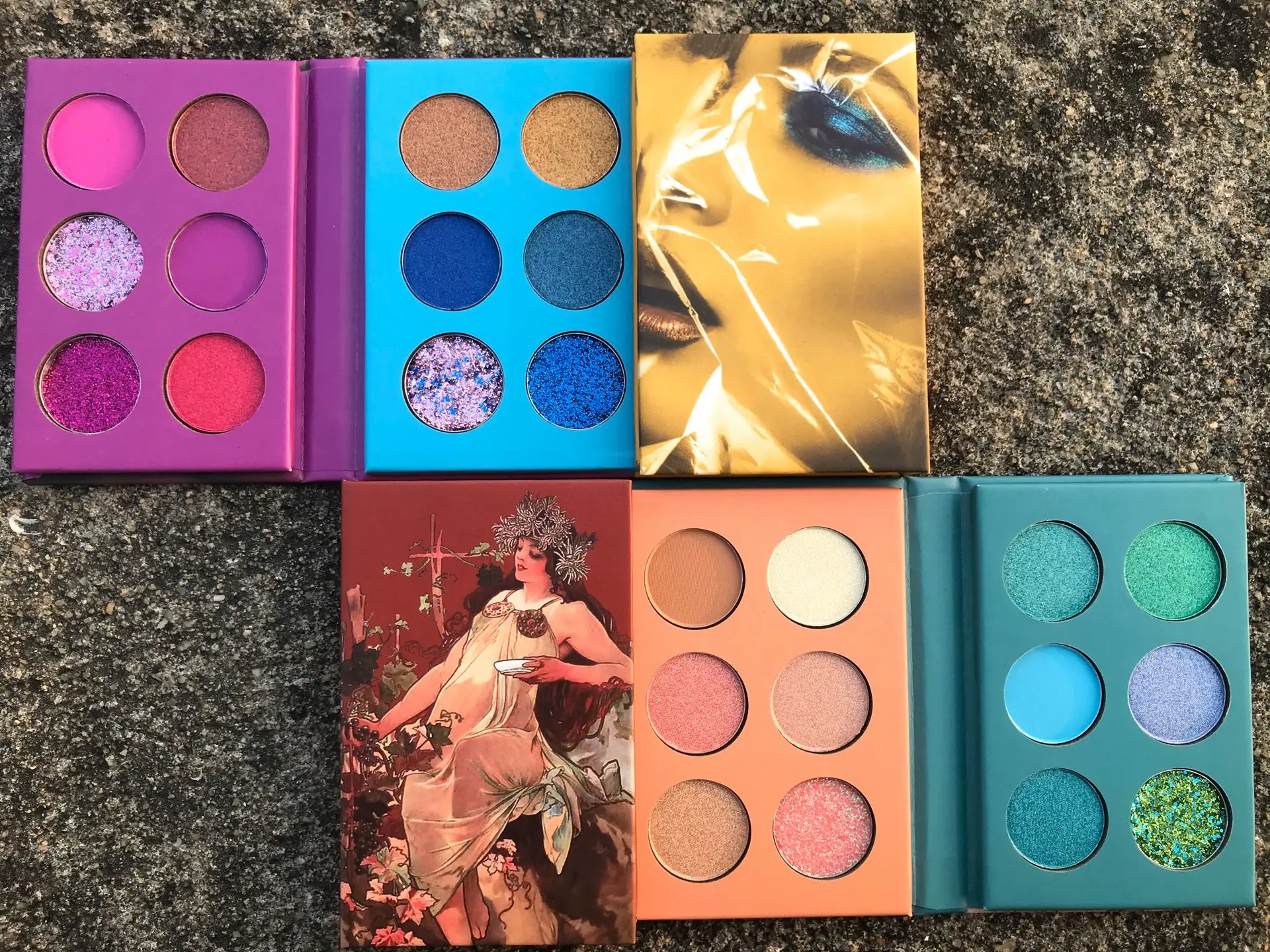 Pro Colorful Pigmented Eyeshadow Pallete Matte Makeup Shimmer Radiant Glitter Eye Shadow Palette Powder Private Label Cosmetic Pro Colorful Pigmented Eyeshadow Pallete Matte Makeup Shimmer Radiant Glitter Eye Shadow Palette Powder Private Label Cosmetic