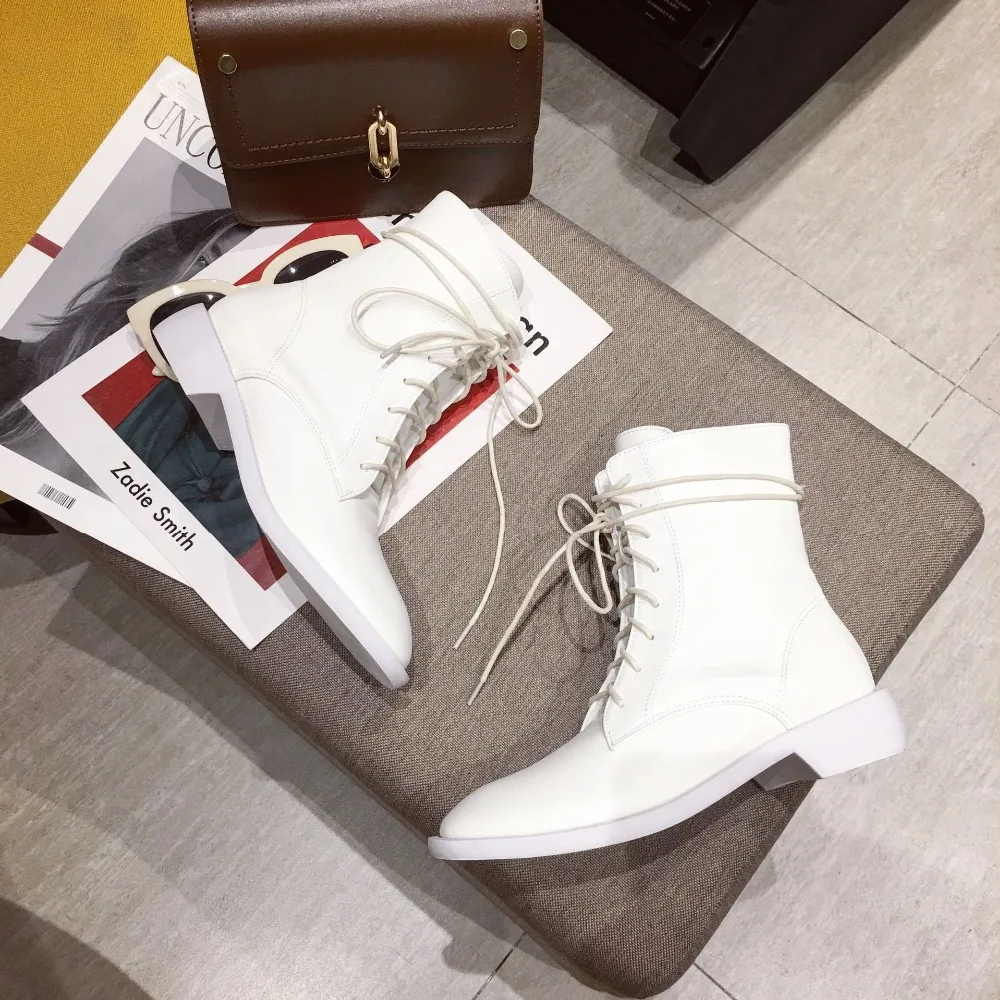 Flat Heel Round Toe Lady Boots Women Shoes Autumn Luxury Designer Winter Footwear Boots-women Lace Up Low Heels booties Ladies