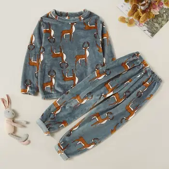 

Stylish Deer Allover Print Sweatshirt and Pants Set