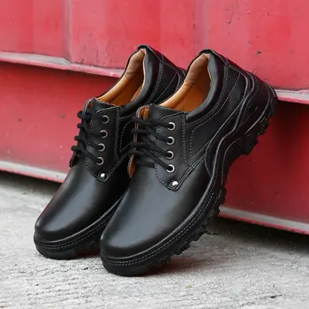 

Classic Male Retro Shoes Causal Footwear Non-slip Rubber Fashion Working Shoes Daily Causal Work Sneakers Split Leather Shoes