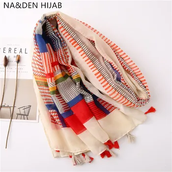 

1PCS Turban Plaid Tassels Muslim hijab Fashion Striped shawls Women's bandana High quanlity Pashmina New Summer beach wraps