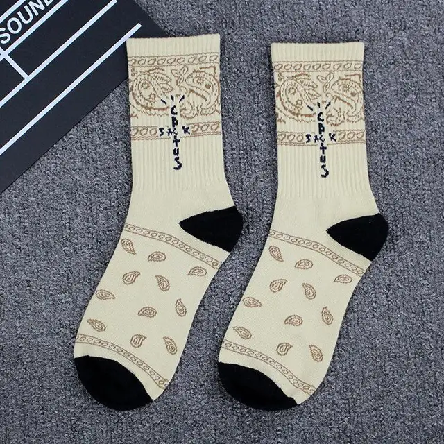 Street fashion creative Travis Scott socks interesting design pattern hip hop men socks happy novelty crew men socks 13