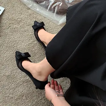 

Lace Heel Fine Heeled Shoes Branded Pumps Slip Om 2020 Beige High Heels Pointed Wedge All-Match Lace-up Sandals Ladies Stiletto