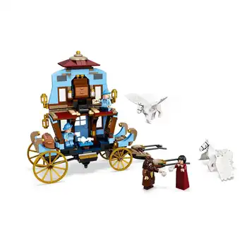 

Designer Lego Harry Potter carriage school charmbaton: arrival at Hogwarts™