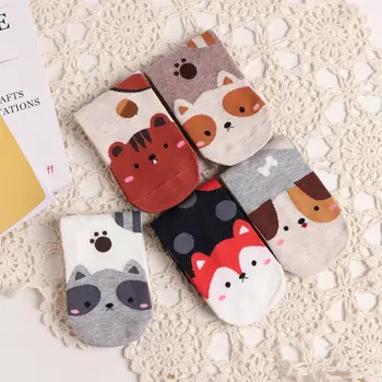 

5 Pairs Women Kawaii Combed Cotton Straight Crew Socks Cute Colored Cartoon Animal Dog Cat Squirrel Print Hosiery Gifts