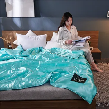 

38 Comfortable 100% Silk Comforter Blanket Quilt Duvet Washable Ice Silk Summer Air Conditioning Comforter Quilt Blanket