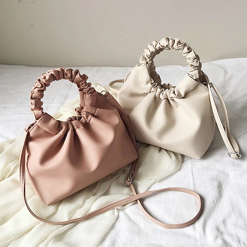 

Cloud bag for Women Luxury Designer Small Cute Lady Crossbody Handbag Clutch Bags Pleated Dumpling Shoulder Messenger Bucket Bag