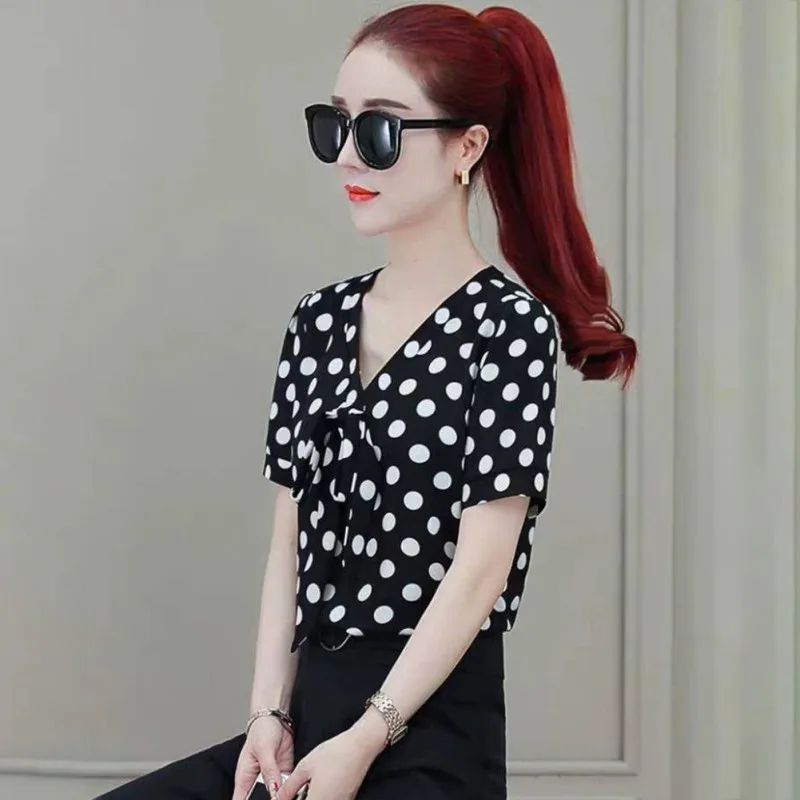 2019 Summer Sweet Slim Women’s Blouse Bow Decoration Polka Dot Chiffon Shirt V-Neck Casual Short Sleeve Women’s Blouse
