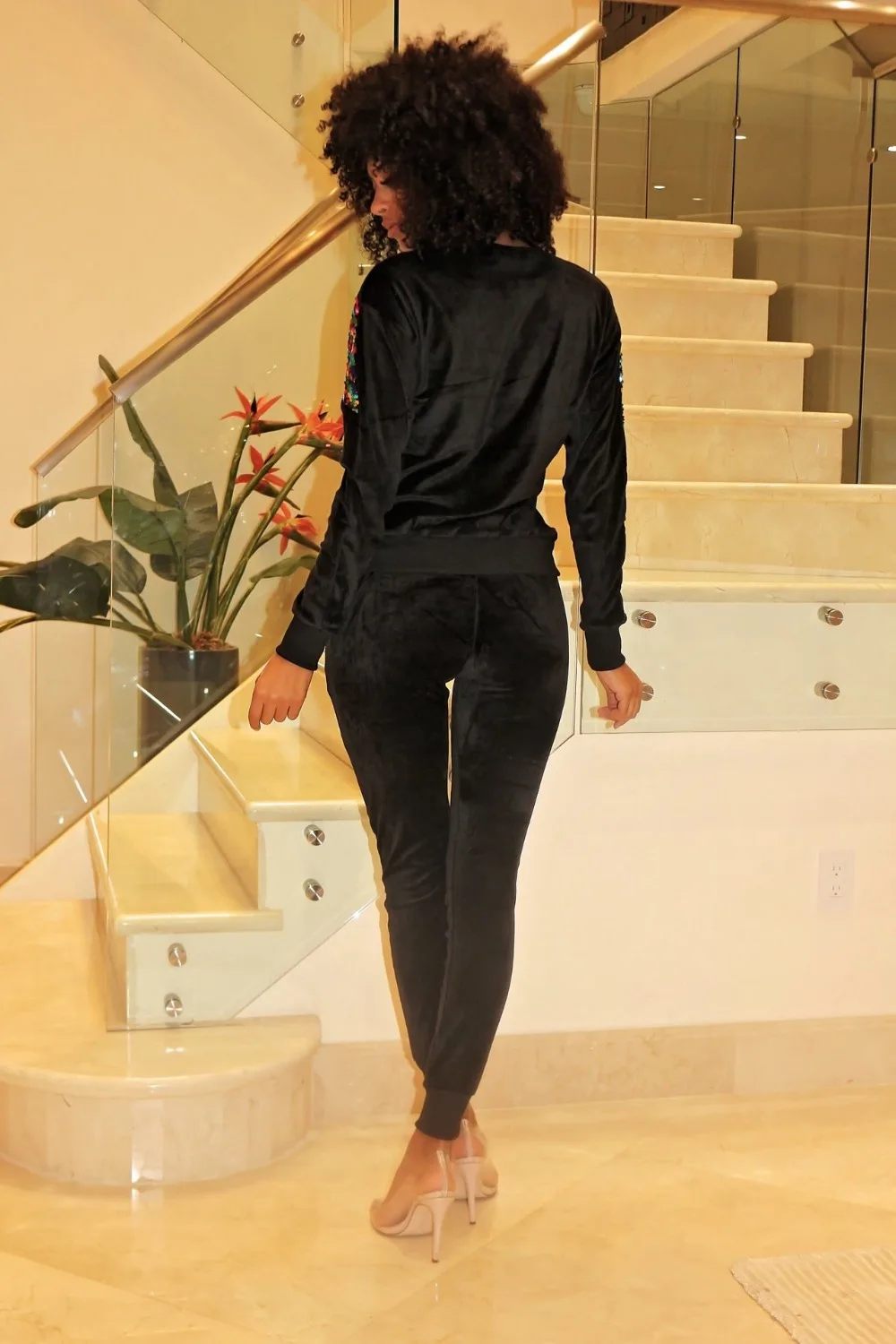 9544353961_1541419340