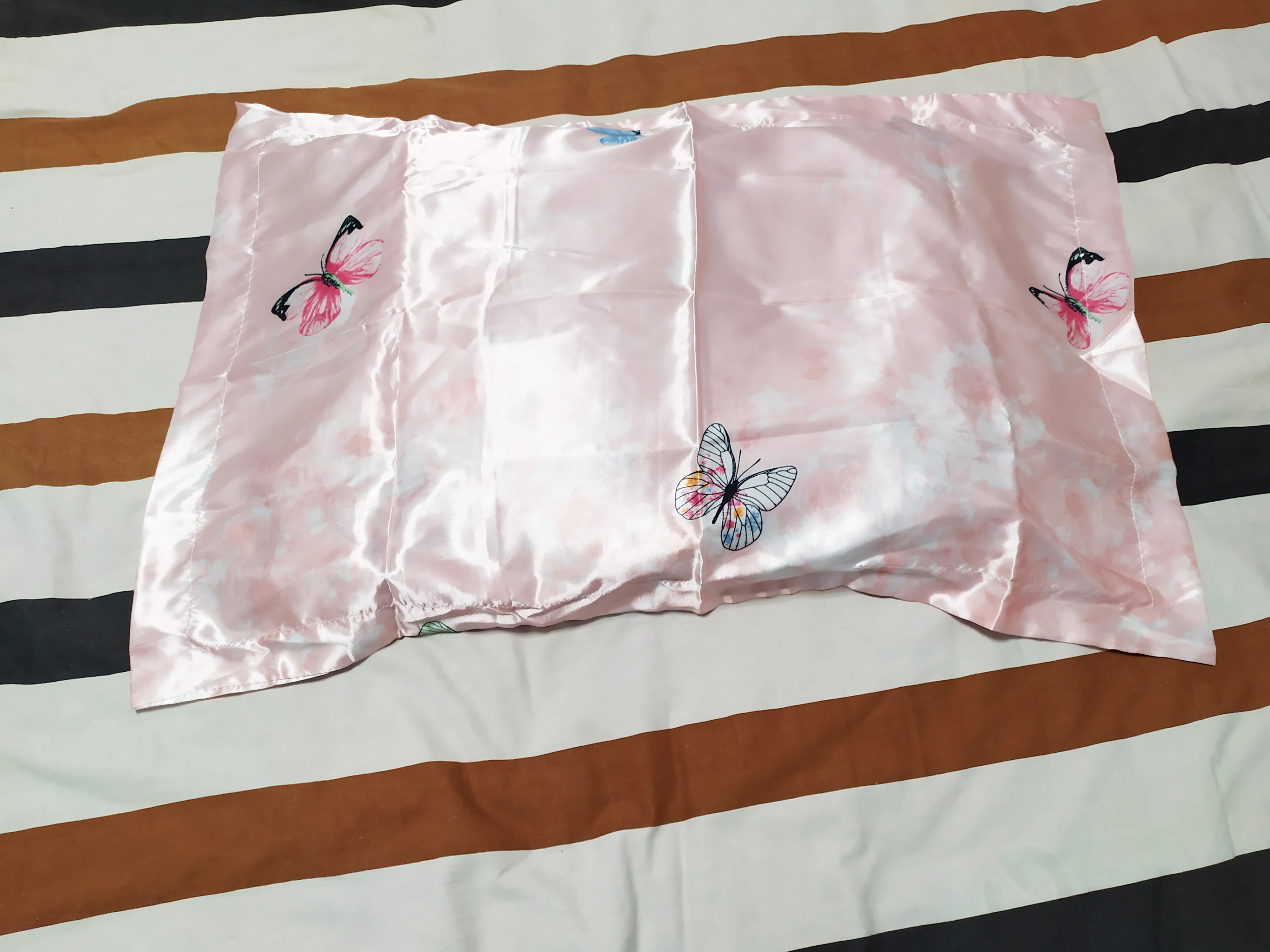 

Шелковая одинарная Подушка Tribute, искусственная Подушка, сумка, наволочка, домашняя детская подушка, размеры 48*74 см, постельное белье