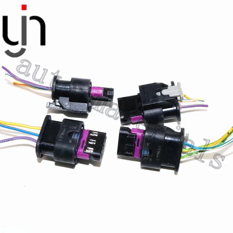 Adaptateur Pour Cam&eacute;ra De Recul D'origine (VW Et Skoda) (Neu Und