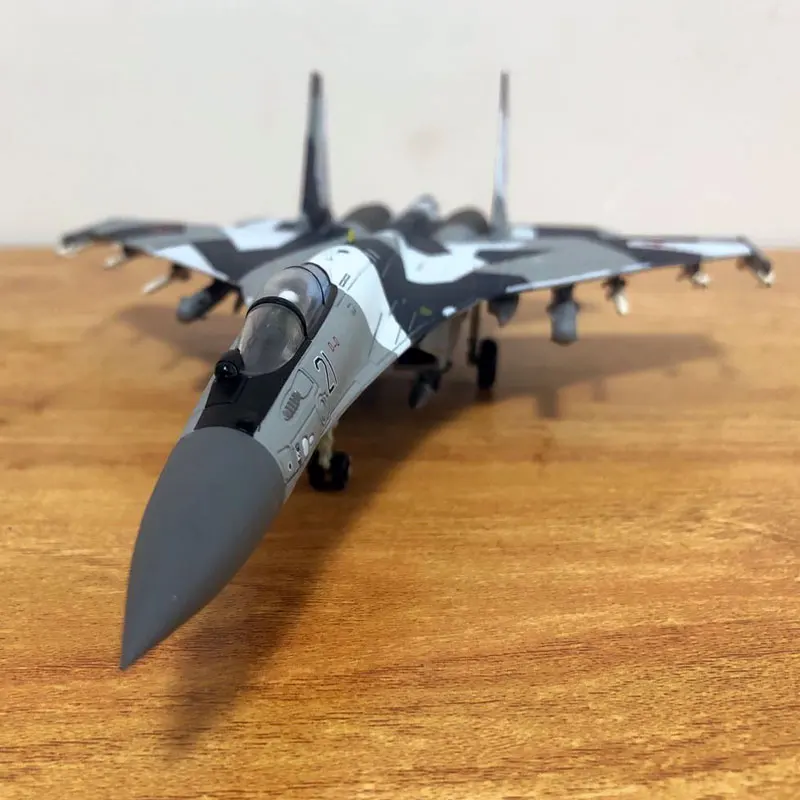 SU35 SNOW (20)