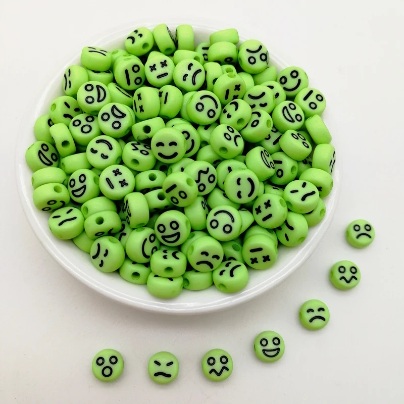 Hot 100pcs/Lot 7mm Green Oval Shape Acrylic Spaced Beads Smile Face Beads For Jewelry Making Charms Bracelet Necklace DIY