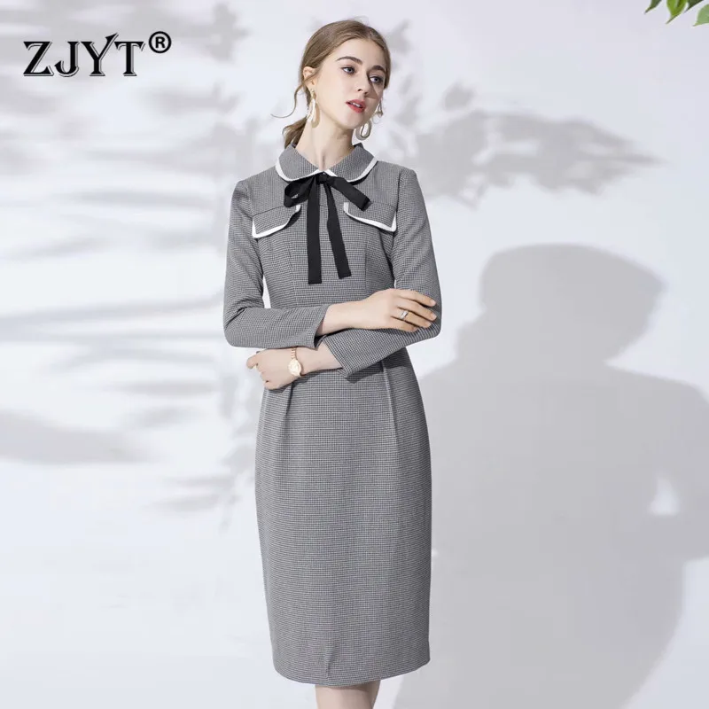 

Fashion Runway Designer Autumn Winter Dresses for Women 2019 Elegant Lady Peter Pan Long Sleeve Plaid Straight Midi Office Dress