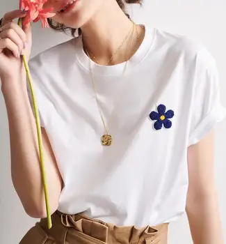 

Daisy Embroidery Women T Shirt Short Sleeve O-neck Cotton Female Casual wild Cute lady white T-shirts Top 2020 New Summer