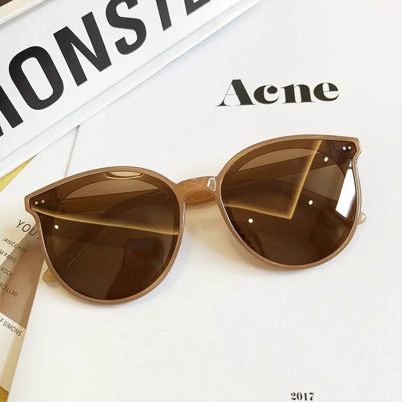 12766371632_1820445784