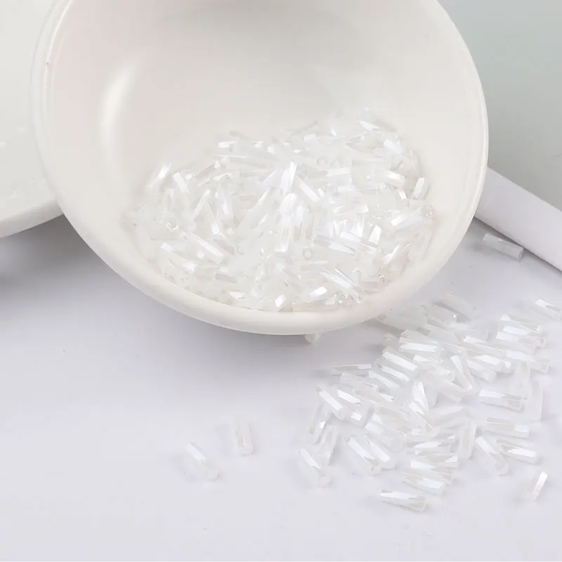 400 шт винтовой Seedbeads 11/0 трубка из бисера 2x6 мм Twist стеклярус Стекло Бисер для DIY браслет ювелирных изделий платье делает 18 Цвета - Цвет: Oli White