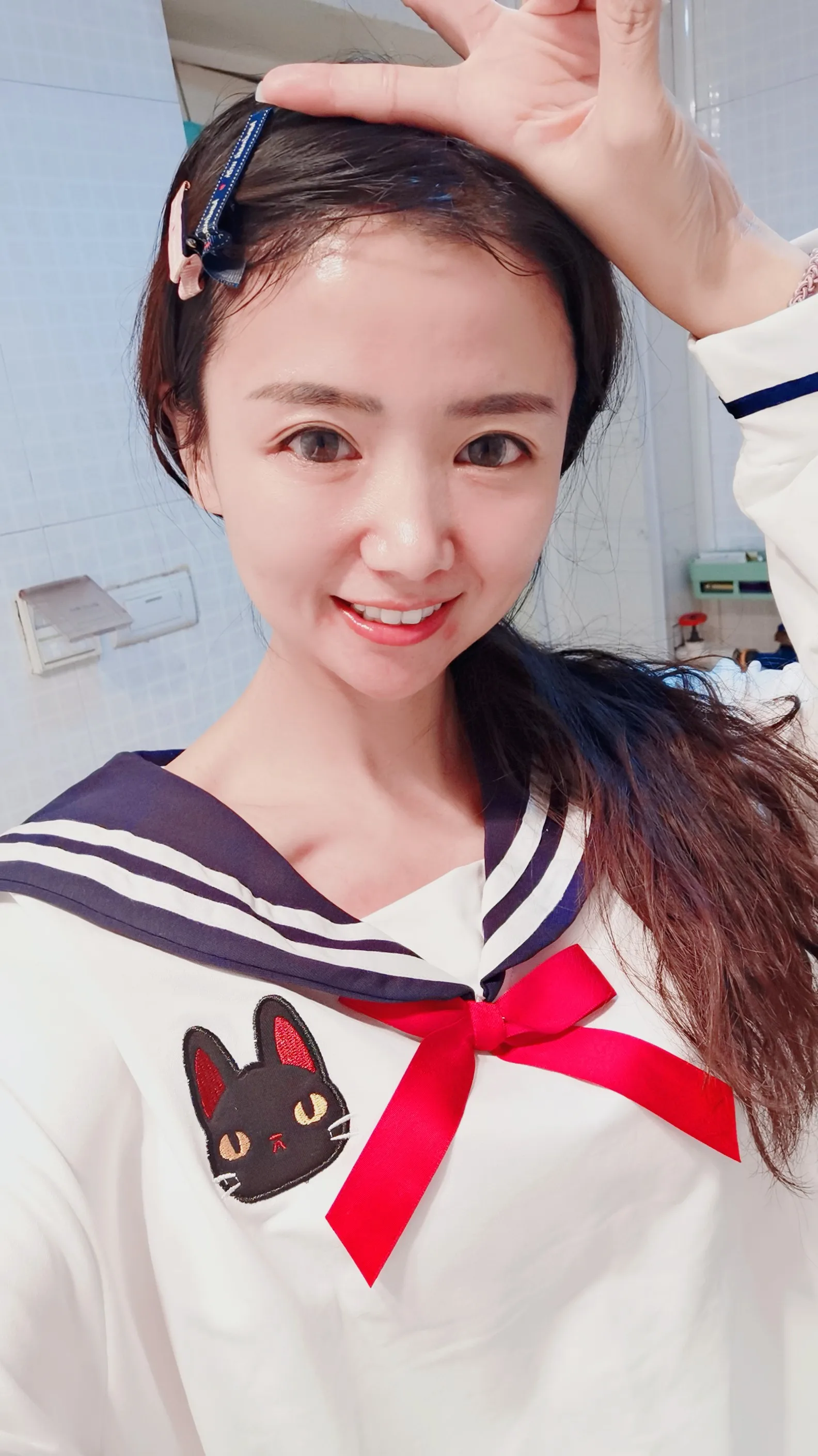 YUPINCIAGA, женские свитшоты, пуловер, Kawaii, милый, свободный, с галстуком-бабочкой, с вышивкой в виде кота, темно-синие свитшоты, белый, темно-синий, худи для девочек