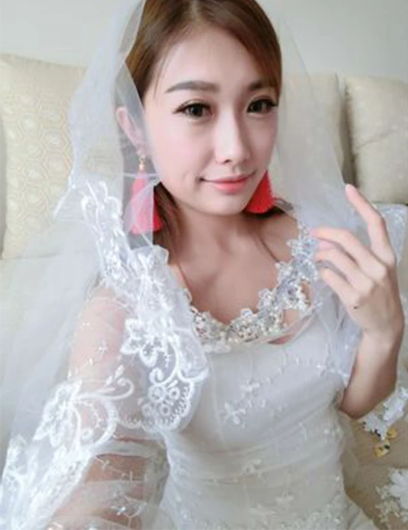 Длинная свадебная фата для невесты новая дизайнерская кружевная из 2017 тюля с