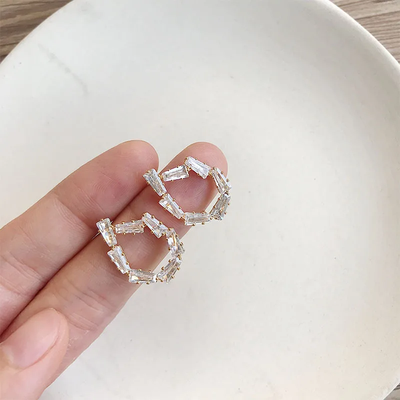 

Classic Geometric Crystal Women Stud Earrings Simple Hollow Geometric Earrings Fashion Jewelry Womens Accessories
