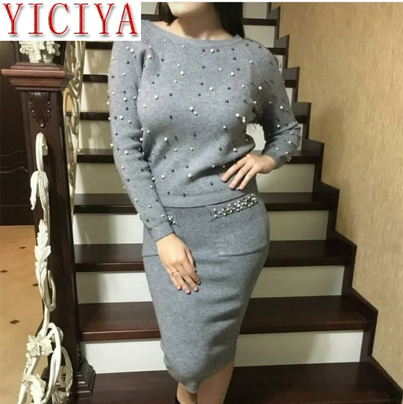 

2019 Autumn Winter Women Two Piece Sweat knit Set Pearl Beading Knitted Pullover +Pencil Skirt Women Elegant 2 Piece Suits